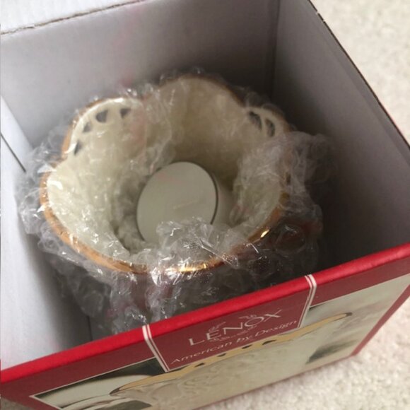 SALE 2 for $26 / 3 for $33 - Lenox Merry Lights Angel Votive with Scalloped Top - Picture 8 of 8